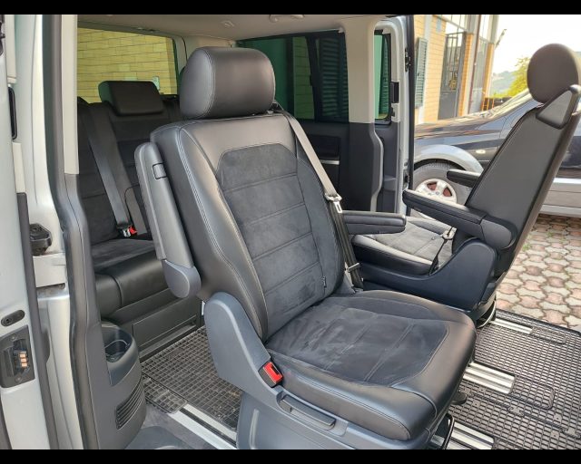 VOLKSWAGEN Multivan usata 18