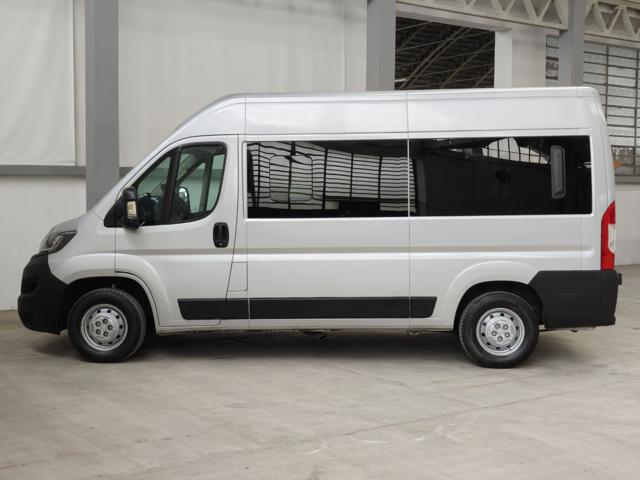 PEUGEOT Boxer usata, con Alzacristalli elettrici