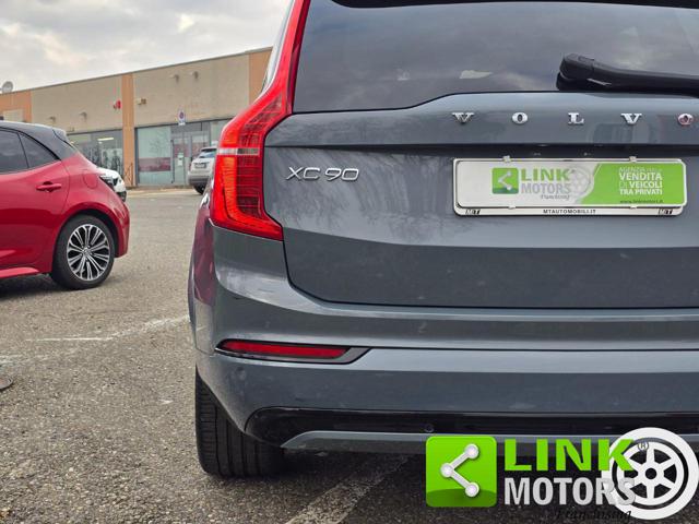 VOLVO XC90 usata, con Sensori di parcheggio anteriori