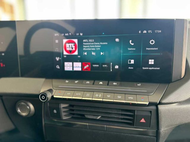 OPEL Astra usata, con Fari LED