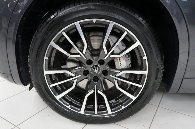 MASERATI Grecale usata, con Kit antipanne