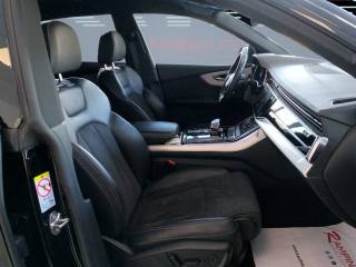 AUDI Q8 usata 18