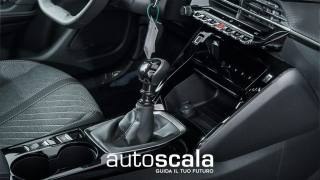 PEUGEOT 2008 usata, con Autoradio digitale