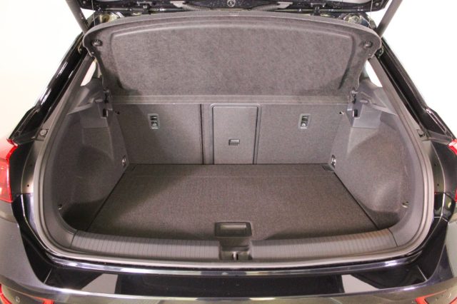 VOLKSWAGEN T-Roc usata, con ESP