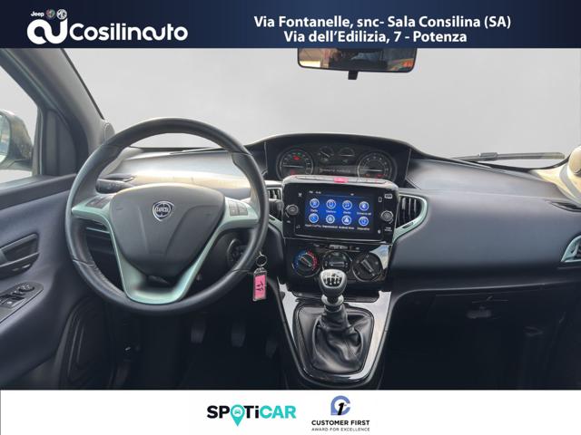 LANCIA Ypsilon usata, con ESP