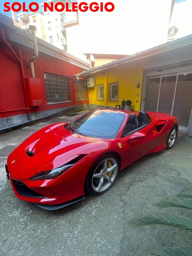FERRARI F8 usata, con Fari LED
