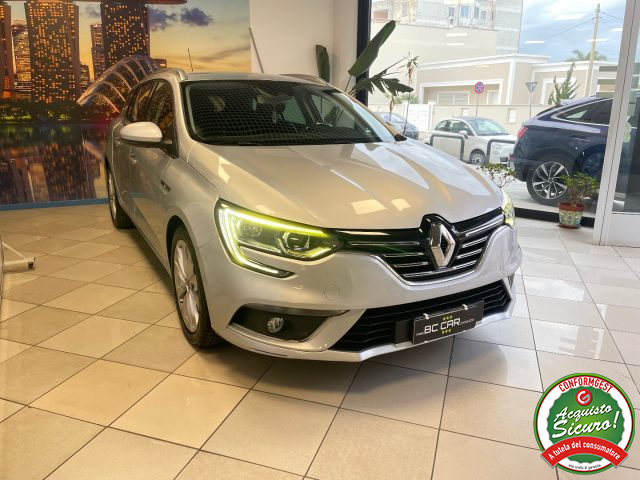 RENAULT Megane usata, con Luci diurne LED