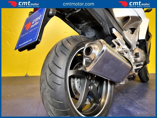HONDA VFR 800 usata 13