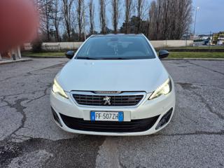 PEUGEOT 308 usata, con Airbag