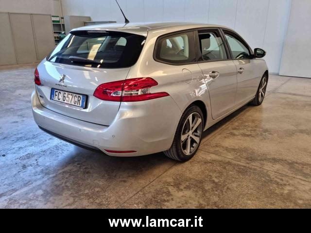 PEUGEOT 308 usata, con Autoradio