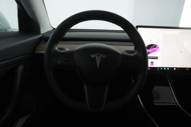 TESLA Model 3 usata 11