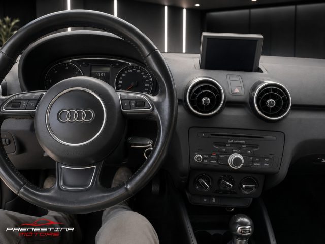 AUDI A1 usata, con Autoradio