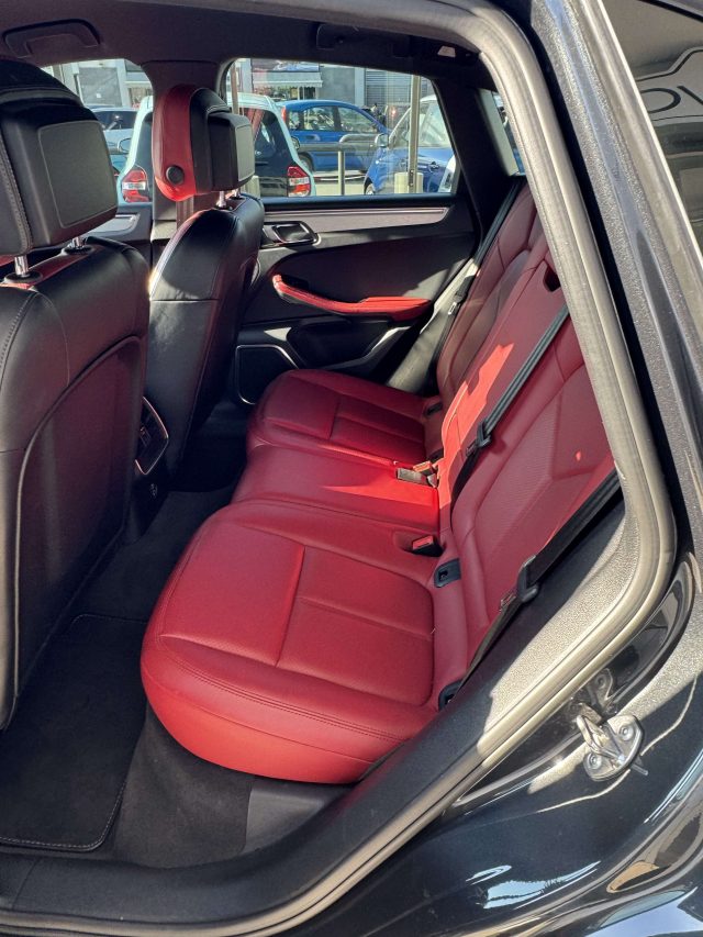 PORSCHE Macan usata, con Boardcomputer