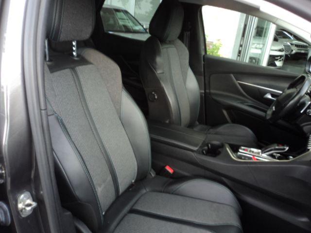 PEUGEOT 3008 usata, con Climatizzatore