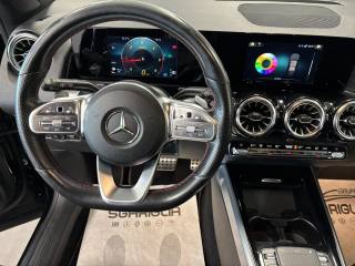 MERCEDES-BENZ GLB 200 usata, con Controllo automatico clima