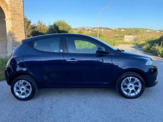 LANCIA Ypsilon usata, con Controllo trazione