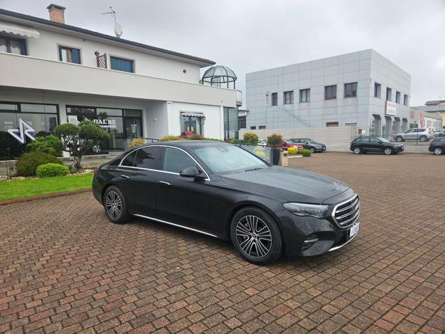 MERCEDES-BENZ E 220 usata, con Autoradio