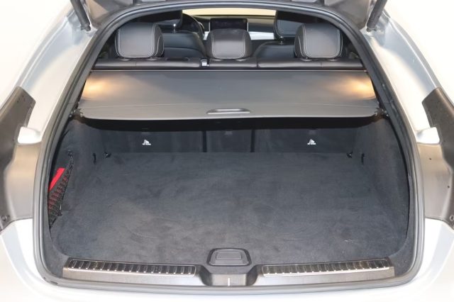 MERCEDES-BENZ GLC 300 usata, con Park Distance Control