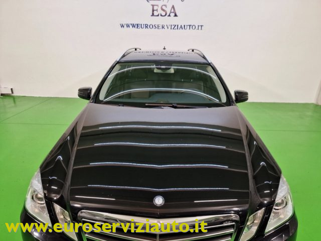 MERCEDES-BENZ E 250 usata, con Sistema lavafari