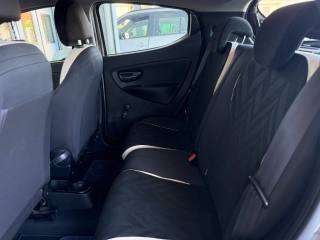 LANCIA Ypsilon usata, con Servosterzo