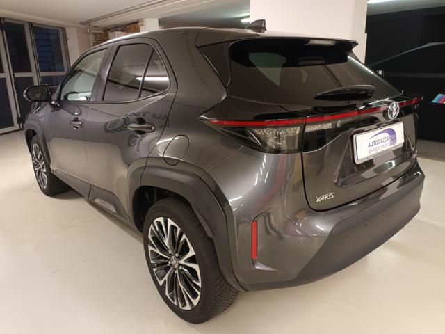 TOYOTA Yaris Cross usata, con Controllo automatico clima