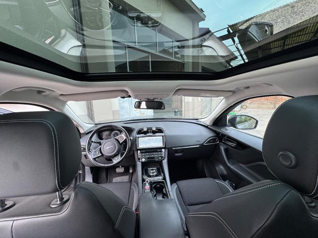 JAGUAR F-Pace usata, con Controllo automatico clima