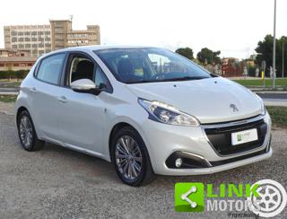 PEUGEOT 208 PureTech 82 5P Allure
