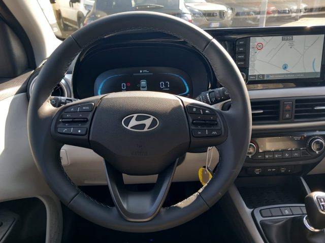 HYUNDAI i10 usata, con Specchietti laterali elettrici