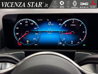 MERCEDES-BENZ GLB 180 usata, con Controllo automatico clima