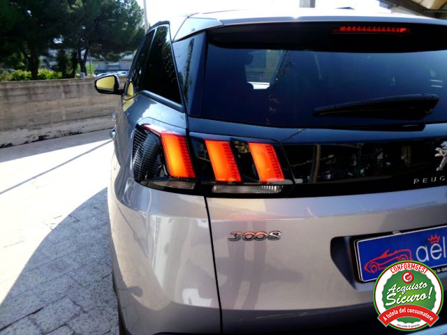 PEUGEOT 3008 usata, con Isofix