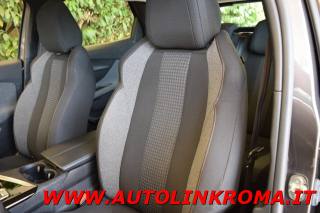 PEUGEOT 3008 usata, con Volante multifunzione