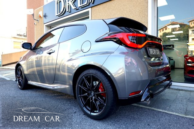 TOYOTA Yaris usata, con Airbag laterali