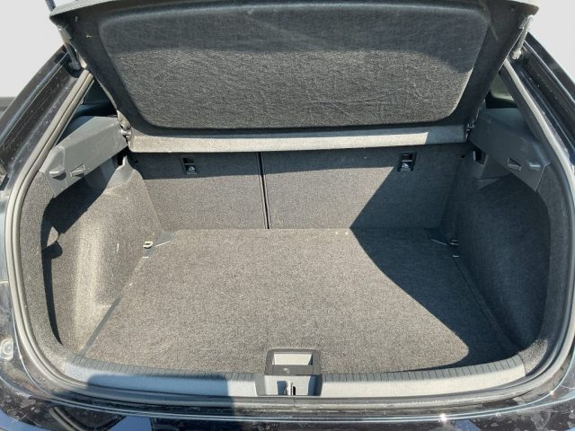 VOLKSWAGEN Taigo usata 12