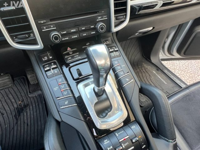 PORSCHE Cayenne usata 23