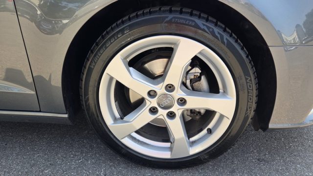 AUDI A3 usata, con Autoradio