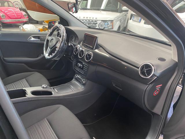 MERCEDES-BENZ B 180 usata, con Isofix