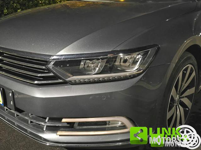 VOLKSWAGEN Passat usata, con Apple CarPlay