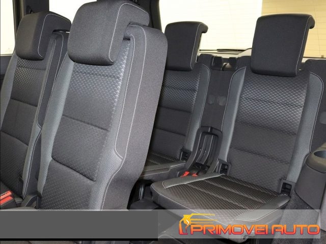 VOLKSWAGEN Touran usata, con Cerchi in lega