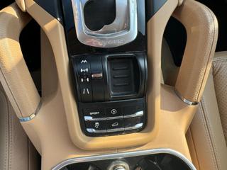 PORSCHE Cayenne usata, con Interni in pelle