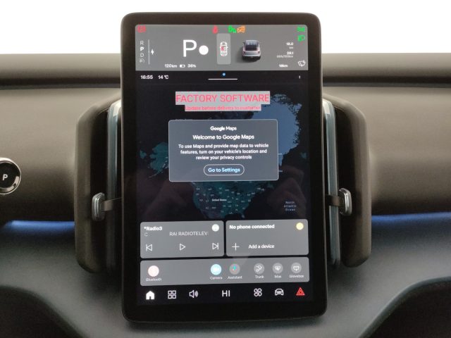 VOLVO EX30 usata, con Touch screen