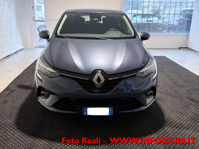 RENAULT Clio usata, con Luci diurne LED