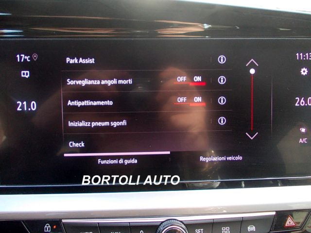 OPEL Grandland usata, con Touch screen