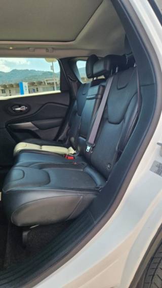 JEEP Cherokee usata, con Specchietti laterali elettrici