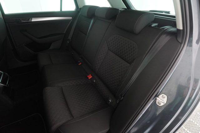 SKODA Superb usata 9