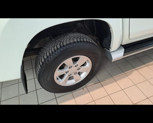 MITSUBISHI L200 usata, con Sensori di parcheggio anteriori