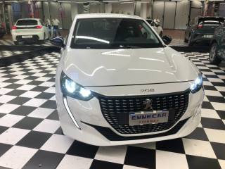 PEUGEOT 208 usata, con Autoradio