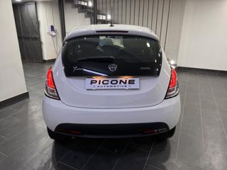 LANCIA Ypsilon usata, con Boardcomputer