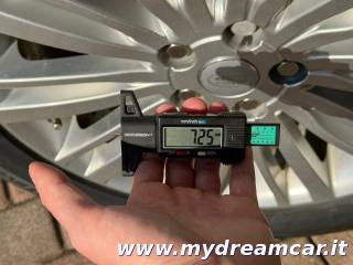 LAND ROVER Discovery usata 32