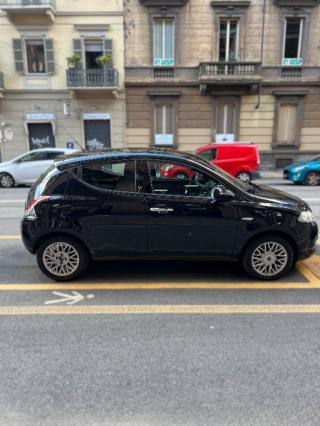 LANCIA Ypsilon usata, con Airbag