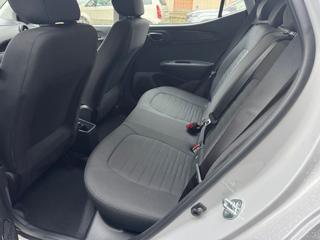 HYUNDAI i10 usata, con Autoradio